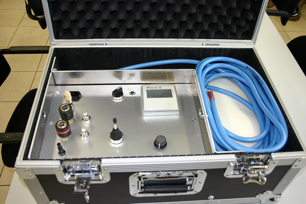 Pneumatische fixatie wielophanging Cougar helikopters